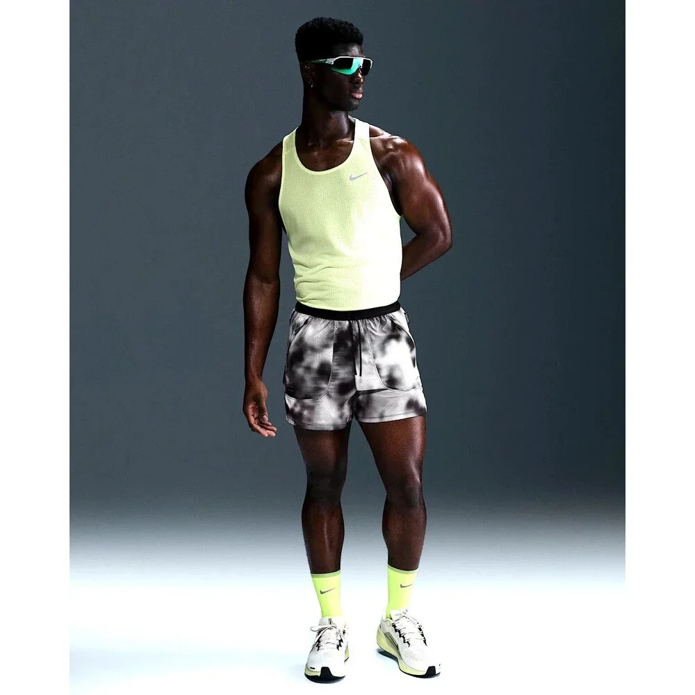 Nike Running Division Breathe Dri-FIT ADV 4'' Running Shorts Men Small HJ4150010